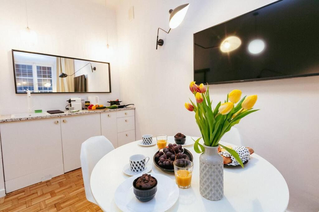 Charming Apartment Next To The Old Town! Varsó Kültér fotó